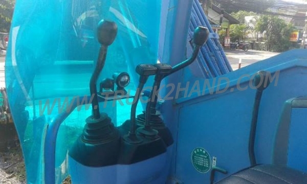 รถแบคโฮ KOMATSU