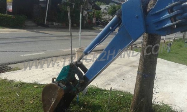 รถแบคโฮ KOMATSU