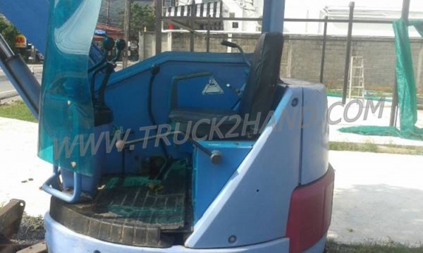 รถแบคโฮ KOMATSU