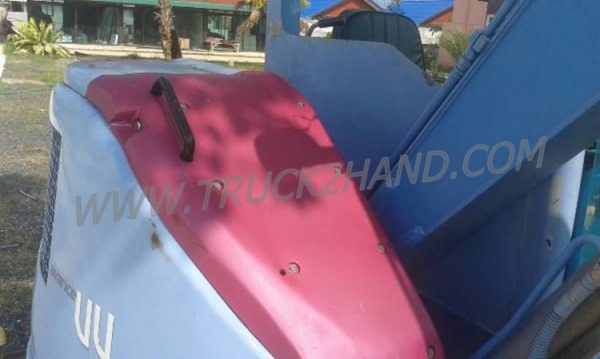 รถแบคโฮ KOMATSU