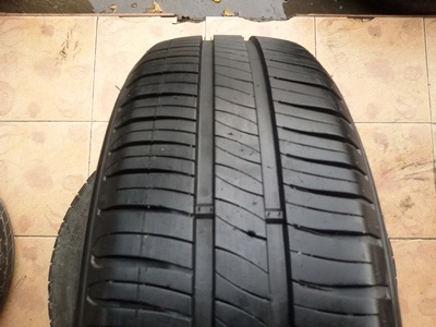 ขายยาง175/65/15 ปี 2212 MICHERLIN ENERGY XM2 4 เส้น
