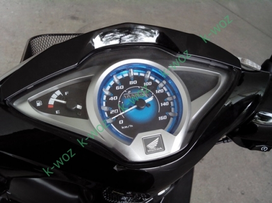 ขาย Honda Wave 125i สตาร์ทมือและเท้า สีด ำใหม่ๆไม่ถึง 3 เดือน