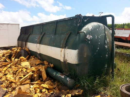 ขายถังเก็บสิ่งปฏิกูล ยาว6.20เมตร ใส่รถร็อกกี้ สภาพพร้อมใช้งาน สนใจโทร090-8588220คุณนะ ID:narong498 หรือwww.truck.in.th/498