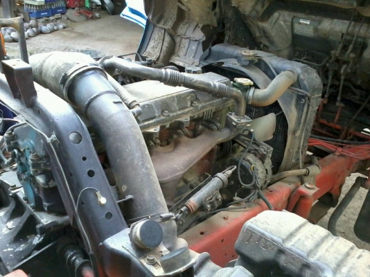 ขายรถหกล้อดั้ม165แรง 750000ต่อรองได้ครับ0847944751