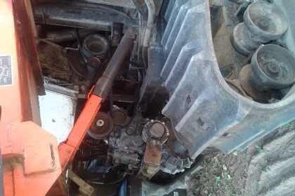 ขายรถเกี่ยวคูบูต้าDc68Gอุ้มพร้อมเทลเลอร์ขายถูกๆ370000