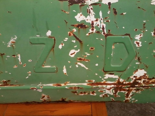 ฝาท้ายมาสด้า 1000 ตะขอแปะ ฝาท้ายมาสด้า 1000 ตะขอแปะ