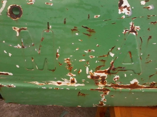 ฝาท้ายมาสด้า 1000 ตะขอแปะ ฝาท้ายมาสด้า 1000 ตะขอแปะ