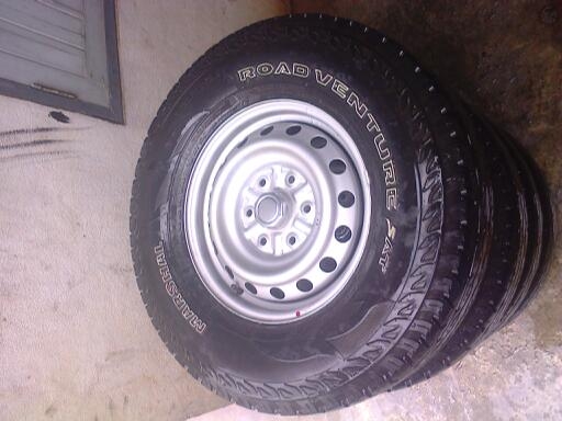 กะทะ166รูใหม่รัดยาง\%26575R16ATมาเชวปี11ฝากไว้4ล้อ6000บาททั้ง4ล้อ