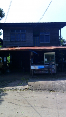 ขายบ้านไม้2ชั้นพร้อมที่