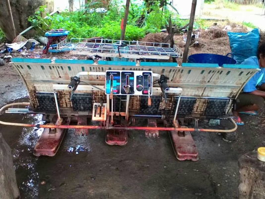 รถดำนา6แถวเดินตาม