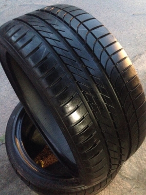 ขายเศษยาง GOODYEAR EAGLE F1 Mo 245-35-19 ปี13 สภาพ90\% 1,500.- ขายเศษยาง GOODYEAR EAGLE F1 Mo 245-35-19 ปี13 สภาพ90\% 1,500.-