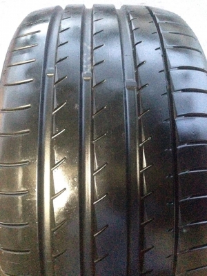 ขายเศษยาง YOKOHAMA ADVAN SPORT v105 265-30-19 ปี14 สภาพ98\% 2,400.-