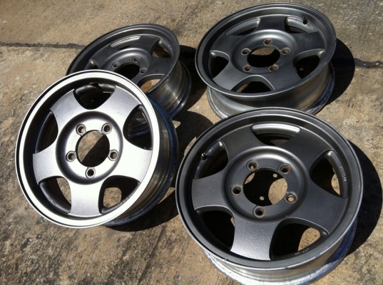 ขายแม็ก 5ก้าน Suzuki Jimny ขอบ16 ขายถูก 6000บาท