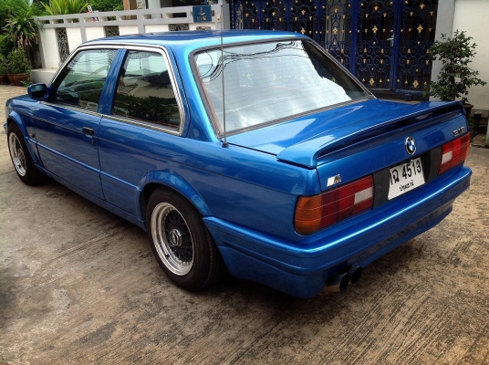 BMW e30 Coupe