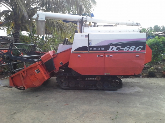 ขายรถเกี่ยวข้าว DC-68G