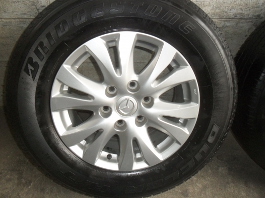 ล้อแม็ก 17นิ้ว 6รู มาสด้า พร้อมยาง 265/65R17ปี10 สวยๆ 4 ล้อ ราคา 7900 บาท