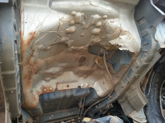 รถฮีโน่ 6 ล้อดั้ม 170 แรงม้า.  ปี 50  สนใจติดต่อ 081 - 6079515