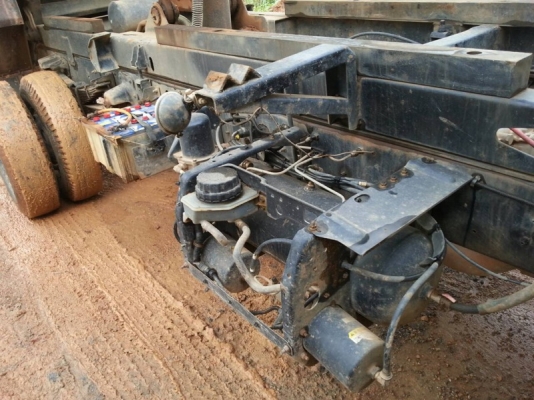 รถฮีโน่ 6 ล้อดั้ม 170 แรงม้า.  ปี 50  สนใจติดต่อ 081 - 6079515