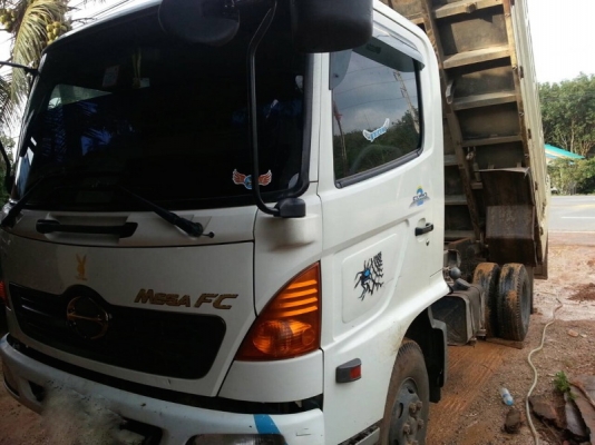 รถฮีโน่ 6 ล้อดั้ม 170 แรงม้า.  ปี 50  สนใจติดต่อ 081 - 6079515