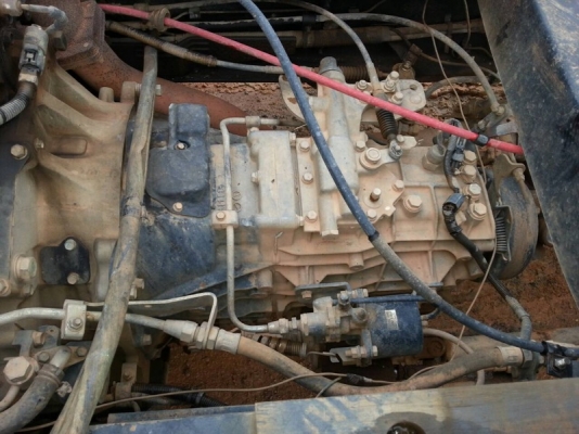 รถฮีโน่ 6 ล้อดั้ม 170 แรงม้า.  ปี 50  สนใจติดต่อ 081 - 6079515