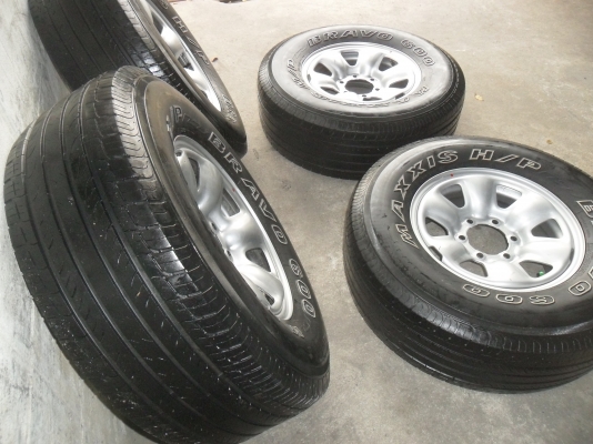 ล้อกะทะ 16นิ้ว 6รู พร้อมยาง 265/70R16ปี09 สวยๆ 4 ล้อ ราคา 6900 บาท ล้อกะทะ 16นิ้ว 6รู พร้อมยาง 265/70R16ปี09 สวยๆ 4 ล้อ ราคา 6900 บาท