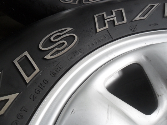 ล้อกะทะ 16นิ้ว 6รู พร้อมยาง 265/70R16ปี09 สวยๆ 4 ล้อ ราคา 6900 บาท ล้อกะทะ 16นิ้ว 6รู พร้อมยาง 265/70R16ปี09 สวยๆ 4 ล้อ ราคา 6900 บาท