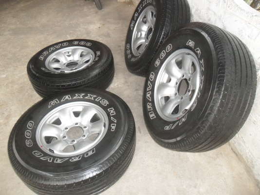 ล้อกะทะ 16นิ้ว 6รู พร้อมยาง 265/70R16ปี09 สวยๆ 4 ล้อ ราคา 6900 บาท ล้อกะทะ 16นิ้ว 6รู พร้อมยาง 265/70R16ปี09 สวยๆ 4 ล้อ ราคา 6900 บาท