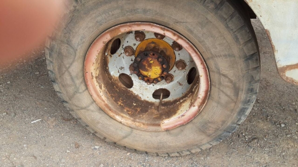 ขายด่วนรถบรรทุก 6 ล้อท้ายลาด บันไดขึ้นรถเกี่ยวข้าว ขายด่วนรถบรรทุก 6 ล้อท้ายลาด บันไดขึ้นรถเกี่ยวข้าว