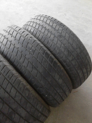 185/60R15 DUNLOP SP SPORT 2030 ปี2011 ชุด 4 เส้น TEL.081-427-3941 185/60R15 DUNLOP SP SPORT 2030 ปี2011 ชุด 4 เส้น TEL.081-427-3941