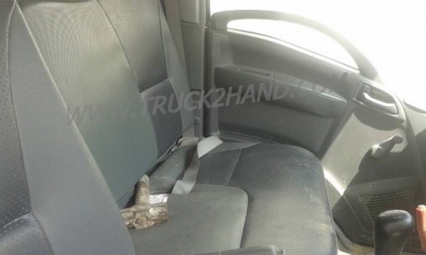 ISUZU  6 ล้อดัมพ์ รุ่น NMR 130  ปีจดทะเบียน 2554