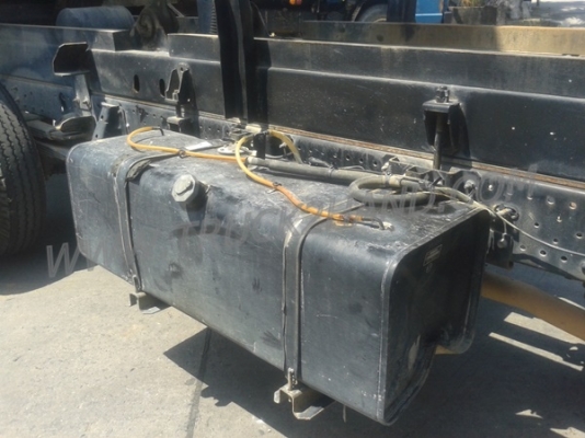 ISUZU  6 ล้อดัมพ์ รุ่น NMR 130  ปีจดทะเบียน 2554