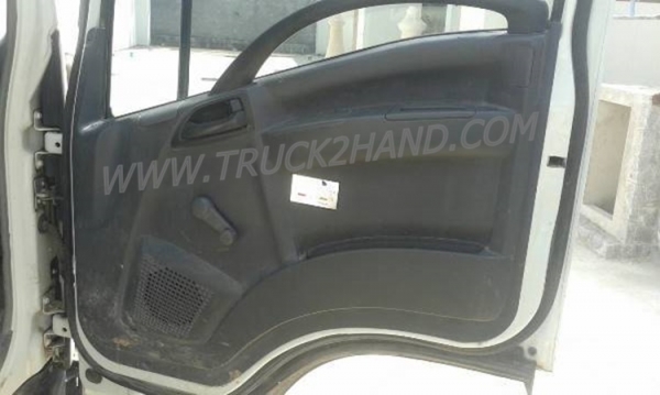 ISUZU  6 ล้อดัมพ์ รุ่น NMR 130  ปีจดทะเบียน 2554