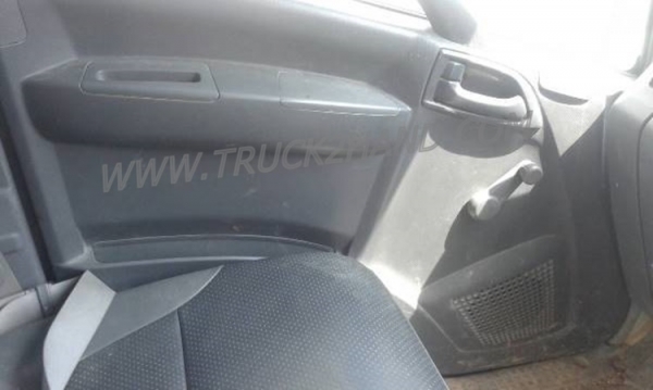 ISUZU  6 ล้อดัมพ์ รุ่น NMR 130  ปีจดทะเบียน 2554