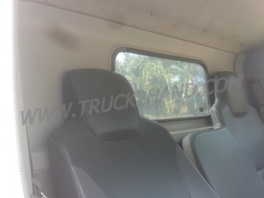 ISUZU  6 ล้อดัมพ์ รุ่น NMR 130  ปีจดทะเบียน 2554