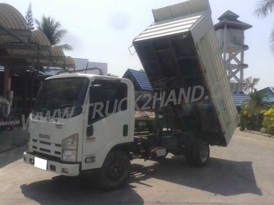 ISUZU  6 ล้อดัมพ์ รุ่น NMR 130  ปีจดทะเบียน 2554