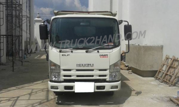 ISUZU  6 ล้อดัมพ์ รุ่น NMR 130  ปีจดทะเบียน 2554