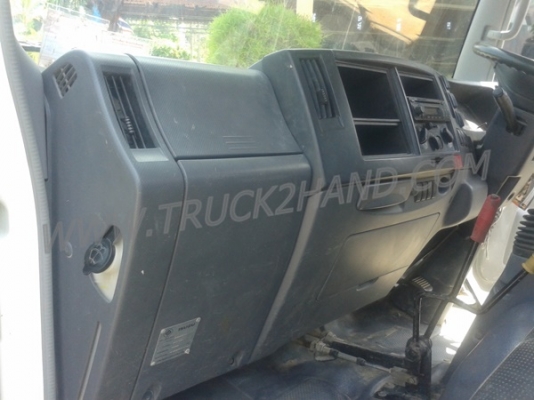 ISUZU  6 ล้อดัมพ์ รุ่น NMR 130  ปีจดทะเบียน 2554