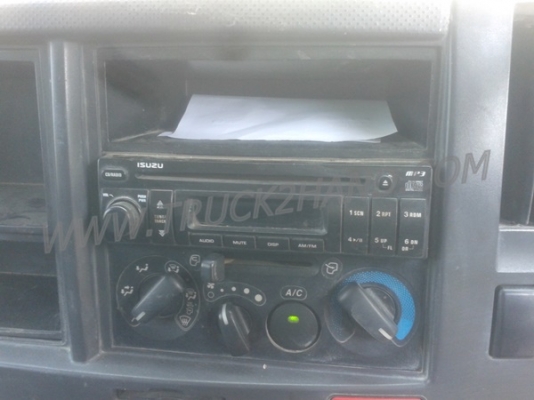 ISUZU  6 ล้อดัมพ์ รุ่น NMR 130  ปีจดทะเบียน 2554