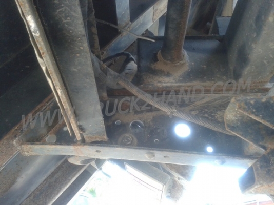 ISUZU  6 ล้อดัมพ์ รุ่น NMR 130  ปีจดทะเบียน 2554