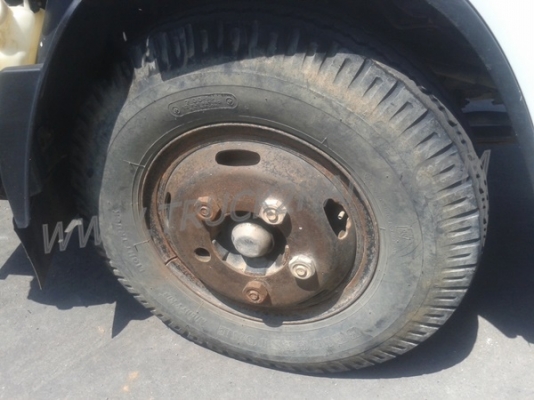 ISUZU  6 ล้อดัมพ์ รุ่น NMR 130  ปีจดทะเบียน 2554