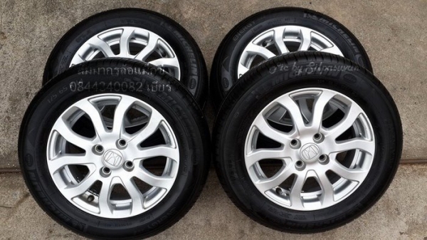 ล้อ14"Amaze 4รู100 + ยาง Michelin 175/65/14 ปี13 ป้ายแดง คลีบยังอยู่ ยางสวยโคตรๆ