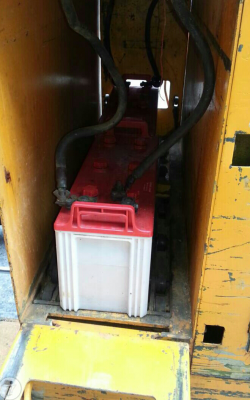 โฟคลิฟท์ ไฟฟ้าNYK ยกได้1.5T พร้อมใช้ โฟคลิฟท์ ไฟฟ้าNYK ยกได้1.5T พร้อมใช้