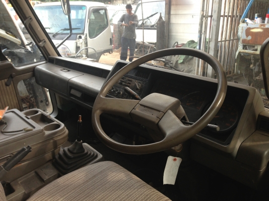 ขายหัว นิสสันคอนดอร์ 430 สองใบปัด