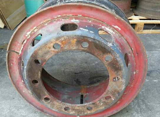 กะทะล้อ10 น๊อต ขอบ20 ของVOLVO แท้ๆสภาพสวย