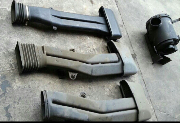 ปล่องดูดอากาศ อีซูซู เดกก้า