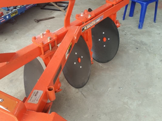 ขายผาลบุกเบิกตราช้าง  DP224F รุ่นใหม่ สภาพสวย