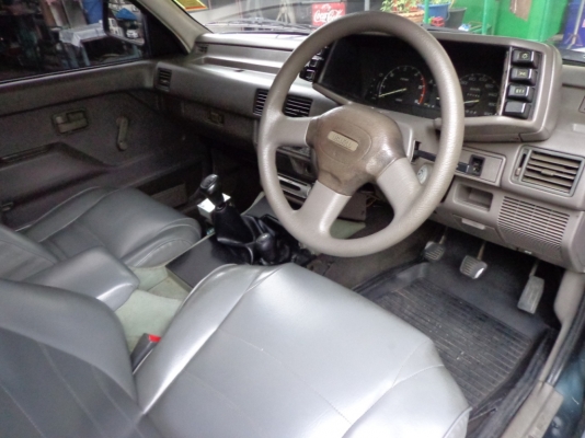 1994 THAI RUNG, STATION WAGON รถบ้าน พวงมาลัยเพาเวอร์ แอร์เย็น ช่วงล่างดี เครื่องดีเซล2.5 1994 THAI RUNG, STATION WAGON รถบ้าน พวงมาลัยเพาเวอร์ แอร์เย็น ช่วงล่างดี เครื่องดีเซล2.5