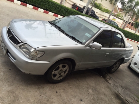 Toyota วิ่ง 100000- โล. ไม่เคยชนหนักเลยตั้งแต่ซื้อมา มือเดียวป้ายแดง