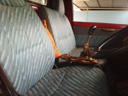 หกล้อ..เครือง.อีซูสุ100แรง สภาพดีเดิมสวยๆ พร้อมใช้งาน ปจุบันเป็นรถส่วนบุคคล ทั่วไป