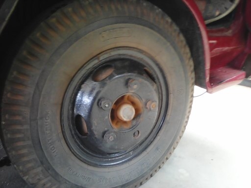 หกล้อ..เครือง.อีซูสุ100แรง สภาพดีเดิมสวยๆ พร้อมใช้งาน ปจุบันเป็นรถส่วนบุคคล ทั่วไป